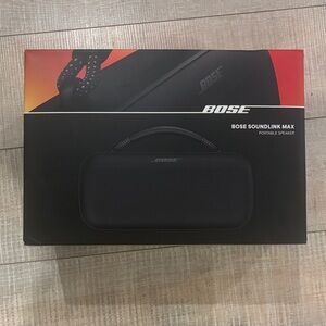NEW UNOPENED Bose Soundlink Max Portable Speaker